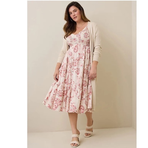 TORRID NWT MIDI CHALLIS FLUTTER SLEEVE - Picture 1 of 6